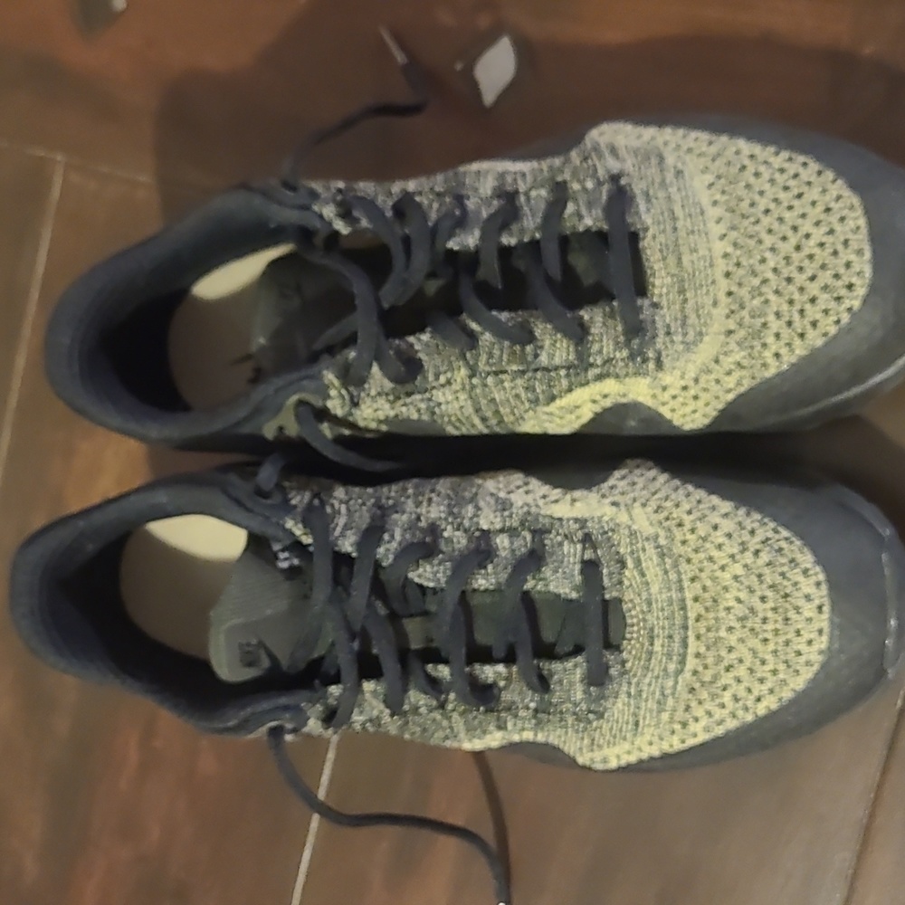 Nike Air Max 1 Uktra Flyknit Sz 10.5 Olive Black